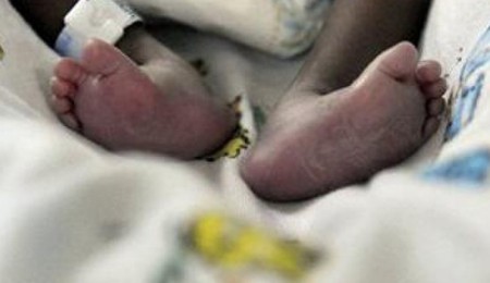 Труп новорожденного младенца нашли в Омске
